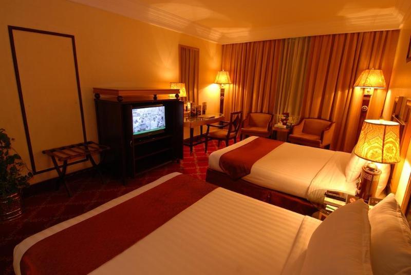 Al Haram Hotel- By Al Rawda Medina Luaran gambar